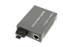 单模单纤百兆光纤收发器（内置交换核心）价格行情与选购指南